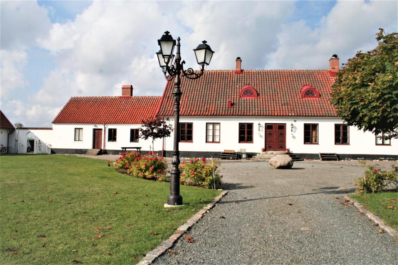 Bed & Breakfast Hoby Gard